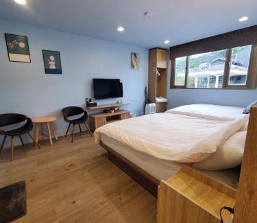 Sanzhi House | 旅途中海邊民宿