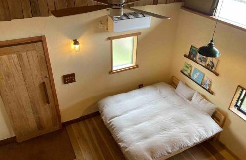 Wake Apartment | 自然素材でリノベした木の香り漂う貸切宿|藤野民宿(Fujino Guest House)