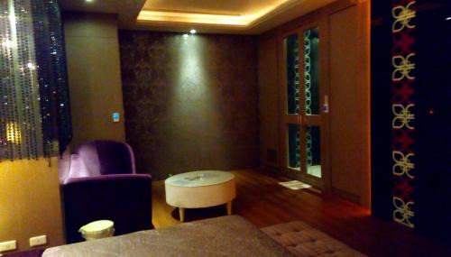 Erlin Hotel | 華倫汽車旅館