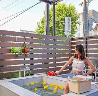 Jiaoxi House | 青覓礁溪電梯民宿