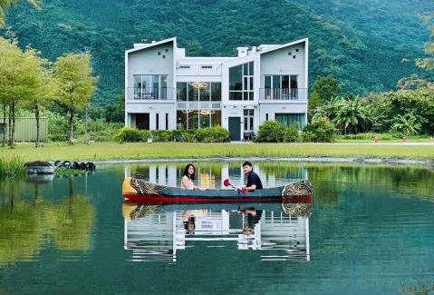 Shoufeng House | 靜樹湖民宿Jing Shuhu B&B