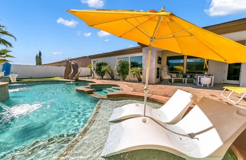 Rancho Santana House | 1/3 Acre ABSOLUT MONTAGE 6BR/4BA |Game-Room|Golf|BocceBall