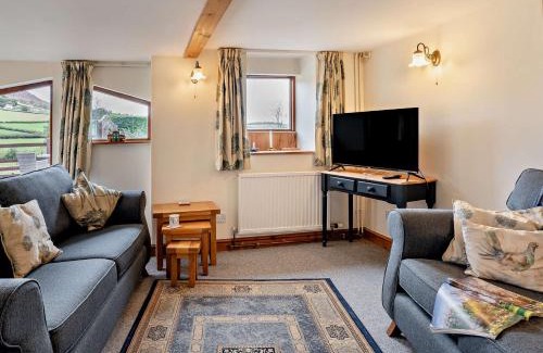 Abergavenny House | 1 Bed in Abergavenny BN092
