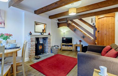 Monyash House | 1 Bed in Monyash PK760