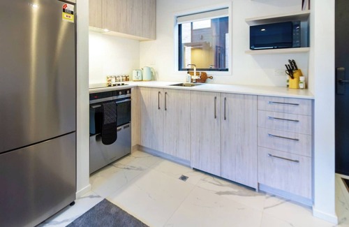 Papanui House | 1 Bedroom 1 Bath Executive Escape Northlands Mall