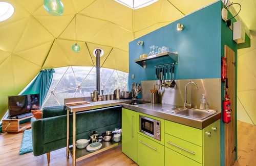 Llanbrynmair Cottage | 1 bedroom accommodation in Llanbrynmair, near Machynlleth