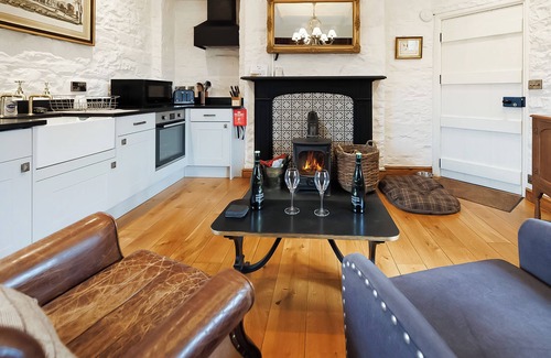 Crickhowell Cottage | 1 bedroom accommodation in Crickhowell
