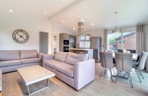 Pentney Ski Chalet | 1 bedroom accommodation in Pentney, King&rsquo;s Lynn