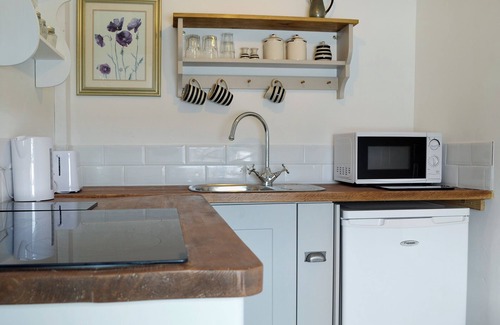 Combe Cottage | 1 bedroom accommodation in Combe, near Presteigne