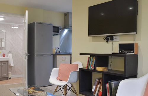 Shoscombe Cottage | 1 bedroom accommodation in Clandown, near Radstock