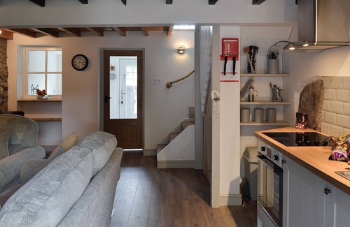 Pen-y-sarn Cottage | 1 bedroom accommodation in Penysarn