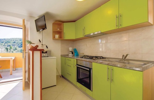 Valun Apartment | 1 bedroom accommodation in Valun