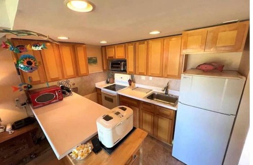 Maunaloa Condo | 1-bedroom condo in Maunaloa, just 10 minutes from the beach