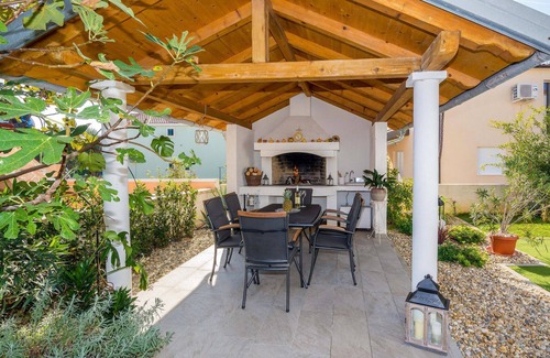 Vrsi Apartment | 1 bedroom cozy apartment in Vrsi-Mulo