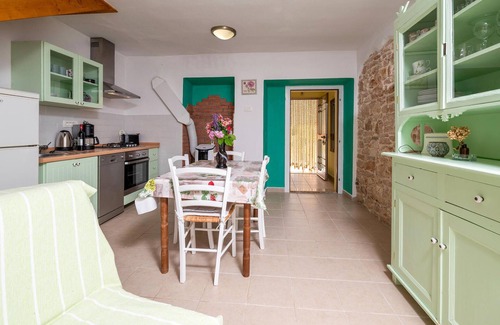 Cokuni House | 1 bedroom cozy home in Krnica