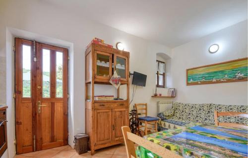 San Saturnino Apartment | 1 Bedroom Nice Apartment In Moneglia