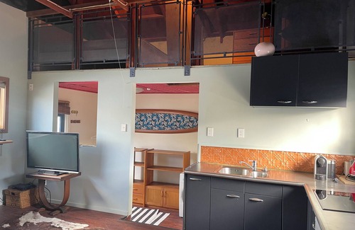 Sumner Apartment | 1 block from the beach! Funky studio apartment with deck, in Beautiful Sumner.