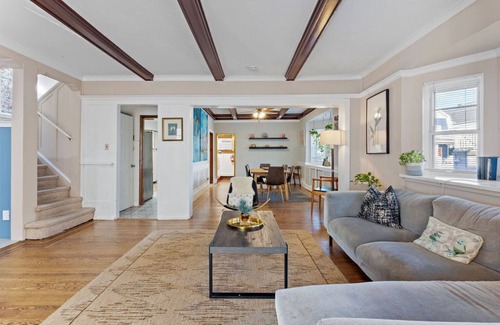 Atlantic City House | 1 Block to AC Beach - 8br/5ba Historic & Modern