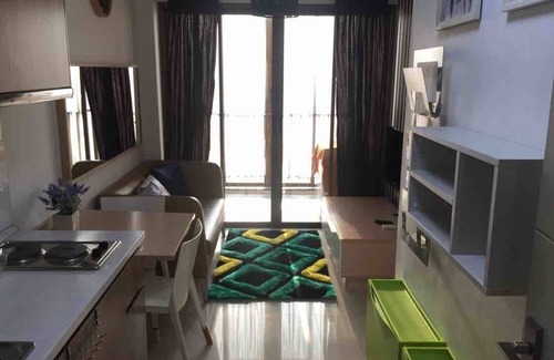 Bang Na Apartment | 1 BR condo BTS Sukhumvit Line + Wifi