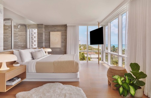 South Beach Hotel | 1 Hotel South Beach