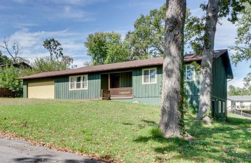 Cassville House | 1 Mi to Shops and Cafes Updated Cassville Home!