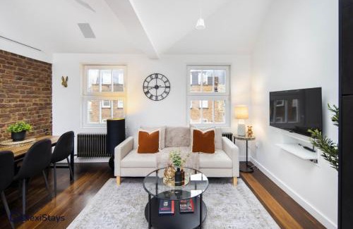 Euston Apartment | 1 Min Walk to Euston Station, Modern Townhouse