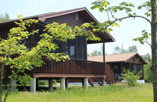 Sable River Cottage | 1 & Only Riverside Accommodations