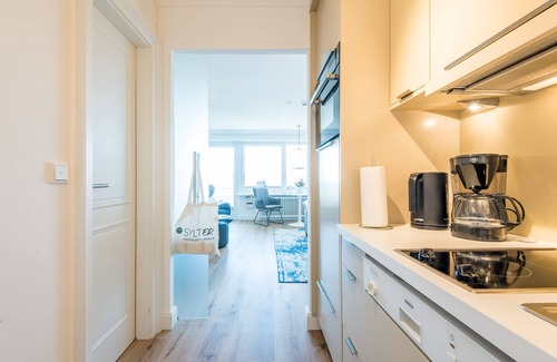 Wenningstedt-Braderup Apartment | 1-room apartment with direct sea view and approx. 40 m², for up to 2 people