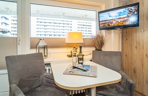 Westerland Apartment | 1-room vacation apartment with balcony and beach chair - only 200 meters to the beach.