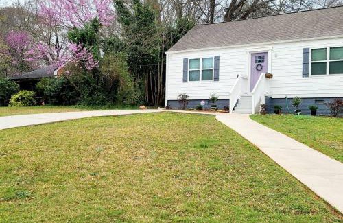 Candler-McAfee Apartment | 10 Mins Downtown 20 Mins Airport PET FRIENDLY