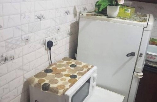 Al Wahdah Apartment | 10 minutes walk from Abu Dhabi central Bus Station, central location; cozy home