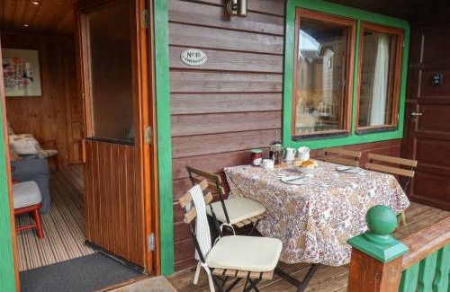 Combpyne House | 10 Pinewood Retreat