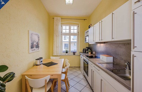 Heringsdorf Apartment | 100 m² Große Ferienwohnung für bis zu 5 Personen, 10 min vom Strand Entfernt