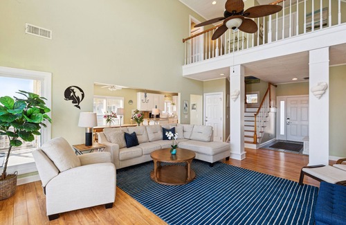 Folly Beach House | 1015 E Arctic - Dolphins Folly - All Oceanfront Bedrooms with Porch