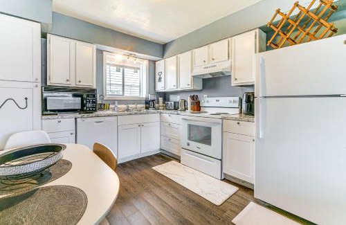 Fairview Apartment | 11 Mi to Kincaid Park Convenient and Cozy Apt!