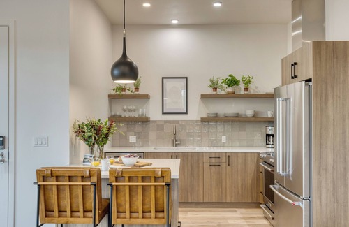 Bend House | 1115 Aerie #300 | Mountain View + Hot Tub