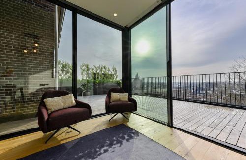 Oisterwijk Apartment | 12A, Luxury & Unique, Cinema, Terrace, Stunning View, Central Location!