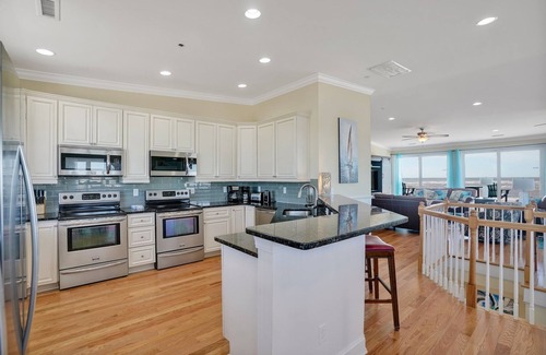 Oak Island House | 12BR/11BA - Spectacular, Spacious Home, POOL, 360* WATER VIEWS, Sleeps 37