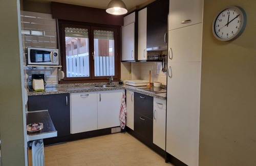 Ribadesella Apartment | 13A01 Apartamento con garaje y terraza