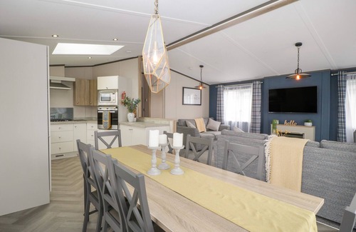 Burnham-on-Sea Cottage | 14 Fairways