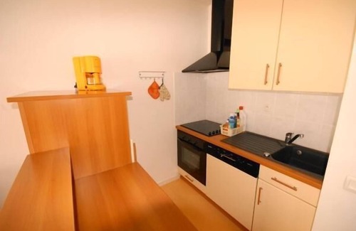 Eaux-Bonnes Apartment | 150m from ski slopes, 2nd floor, view ski slopes, fitness, swimming pool, sauna, tv, ski locker