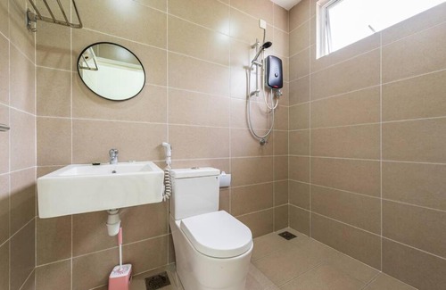 Bandar Sri Sendayan House | 15pax+Seremban stay n rest As316 民宿