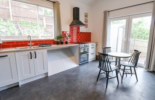 Meliden Cottage | 18 Ffordd Tanrallt