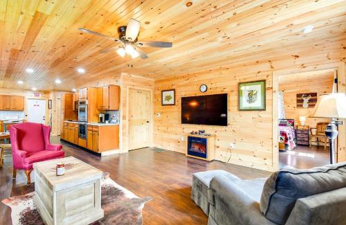 Beattyville Apartment | 18 Mi to Red River Gorge Beattyville Retreat