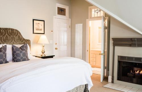 Napa Bed & Breakfast | 1801 First Luxury Inn