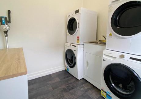 Invercargill House | 1920's Comfort