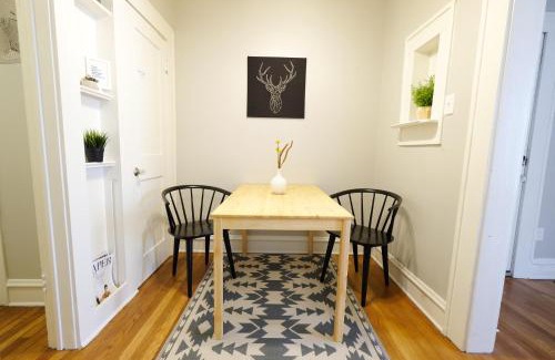 Lower Greenville Apartment | 1920s CITY RETREAT Studio Flat