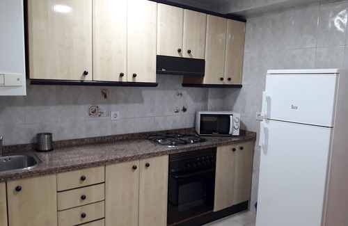 Distrito Llano Apartment | 1A161 Apartment in Gijon 5 pax
