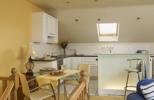 Skerries Apartment | 1bedroomed+lounge, kitchen and bathroom, sleeps max 4 people