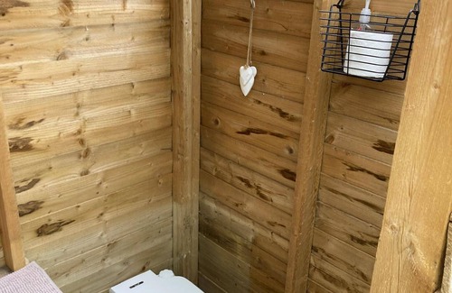 Morpeth Cabin | 1br-sleeps2-field View-parking-cabin Experience